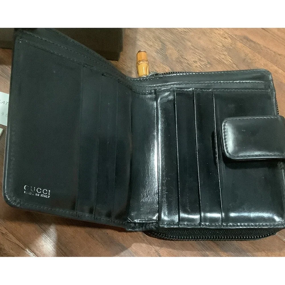 gucci wallet men authentic used